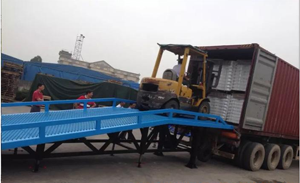 移動式登車橋 移動式登車橋