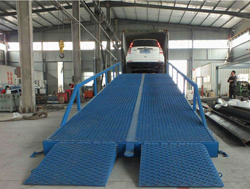 移動式登車橋 移動式登車橋